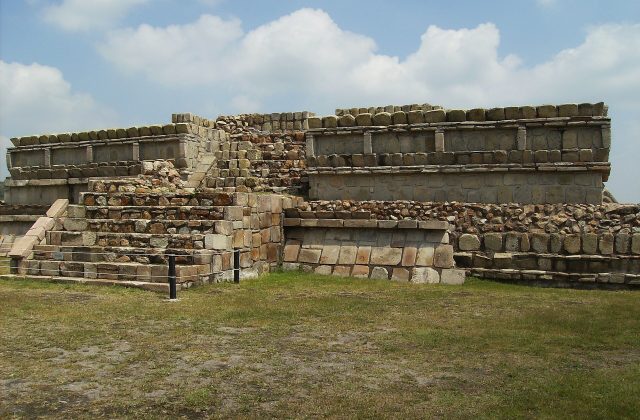 Plazuelas